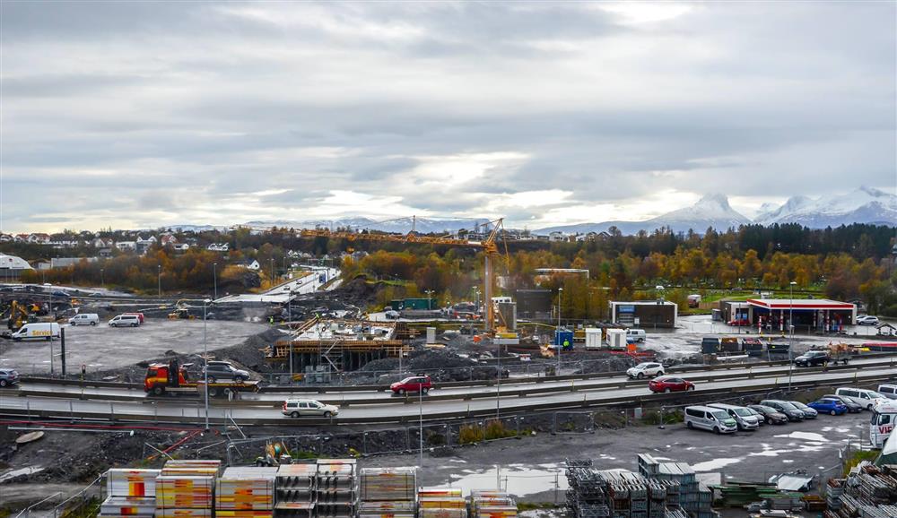 Veianleggsområde i by. Foto. - Klikk for stort bilde